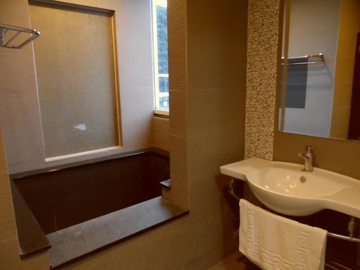 Niuniu & Meng Ka Homestay Liugui Exterior photo